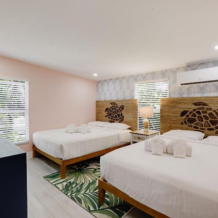 Charming Suite With Balcony And Bikes At Historic Sandpiper Inn 萨尼贝尔 外观 照片